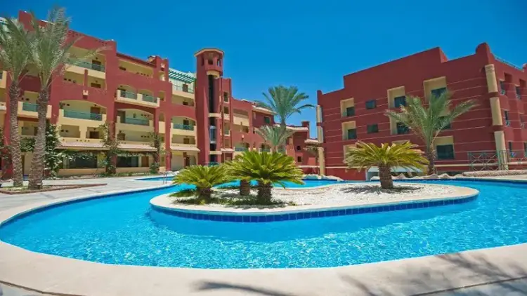 Hurghada w 11 dni: Słoneczny Egipt w Hotelu Sun & Sea 🇪🇬☀️