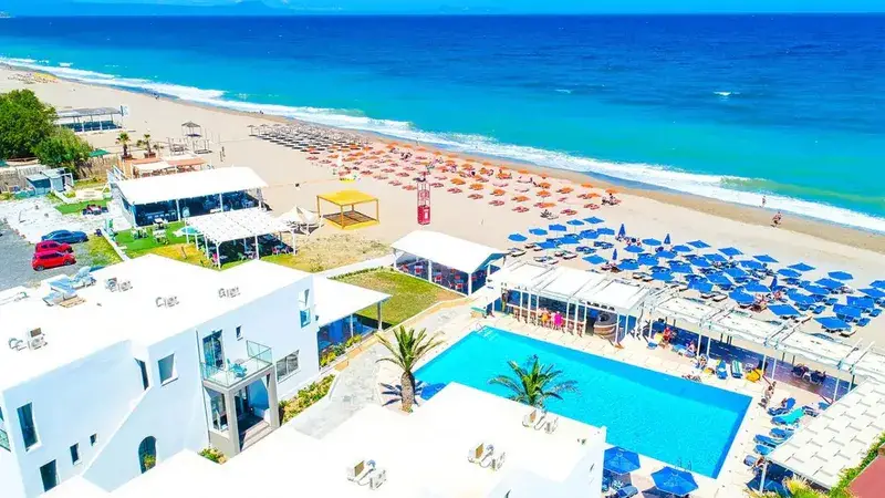 Greckie Wakacje na Krecie: 7 Dni w Adele Beach 🇬🇷🏖️