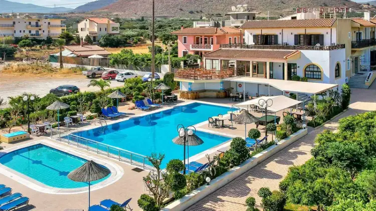 Kreteńskie Wakacje w Gouves: 7 Dni w Hotelu Despo 🇬🇷☀️
