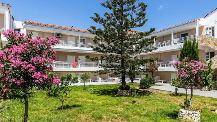 Greckie Wakacje w Laganas – 7 Dni w Ikaros 🇬🇷🏖️