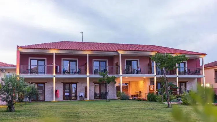7 Dni w Afitos: Grecki Urok w Hotelu Samari 🇬🇷☀️