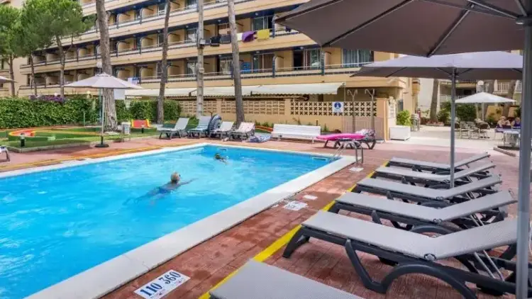Słoneczna Costa Dorada: 7 Dni w Salou 🇪🇸☀️