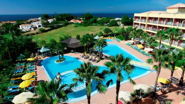 Algarve w Grudniu: 7 Dni w Hotelu Baia Grande 🇵🇹☀️