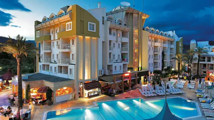 Marmaris w 7 dni: Grand Cettia dla poszukujących słońca 🇹🇷☀️