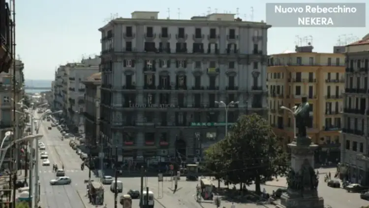 Włoskie Klimaty: 7 Dni w Neapolu w Hotelu Nuovo Rebecchino 🇮🇹🍕