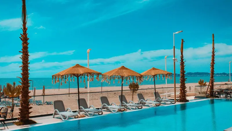 7 Dni Relaksu w Durres: Hotel Royal G Deluxe 🇦🇱🏨