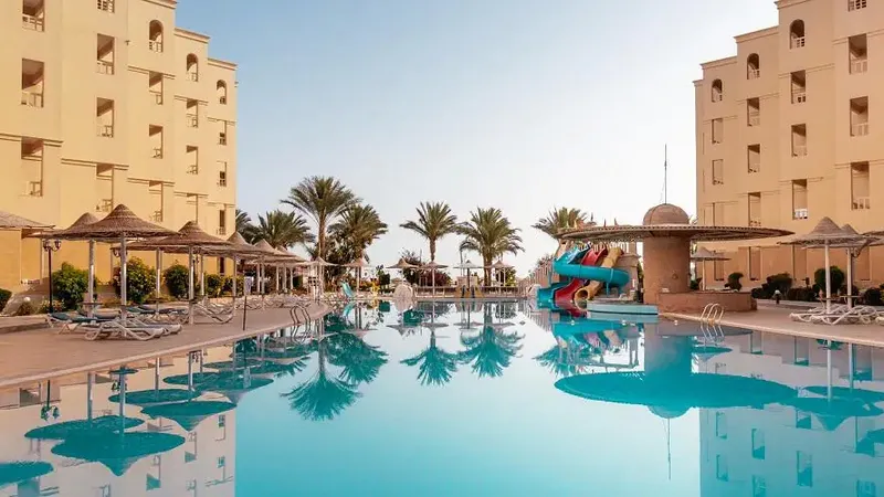 Słoneczne 7 dni w Hurghadzie: AMC Royal Hotel & Spa 🇪🇬☀️