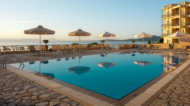 Korfu w Maju: 8 Dni w Canvas by Mitsis Belvedere 🇬🇷☀️