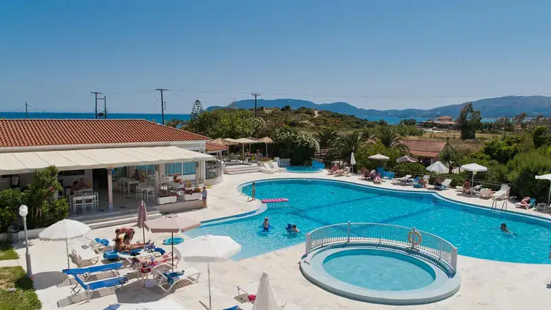 Grecki Relaks w Kalamaki: 7 Dni w Hotelu Klelia 🇬🇷⛱️