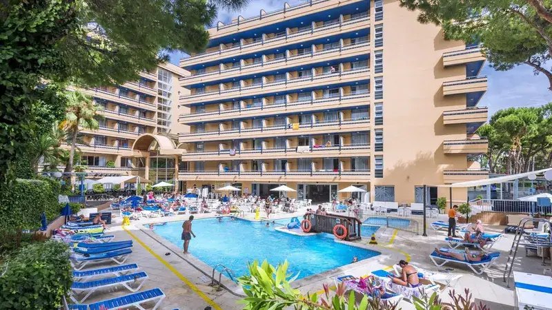 Słoneczna Costa Dorada: 7 Dni w Salou 🇪🇸☀️
