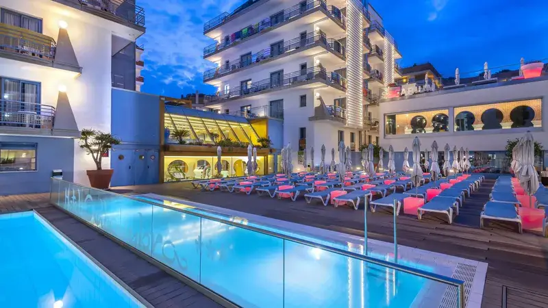 Costa Brava na 7 dni: Hotel Alhambra w Santa Susanna 🇪🇸