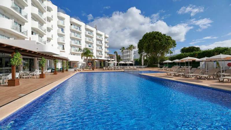 Majorka na 7 dni: Słońce, plaża i All Inclusive w AluaSun Continental Park 🇪🇸☀️