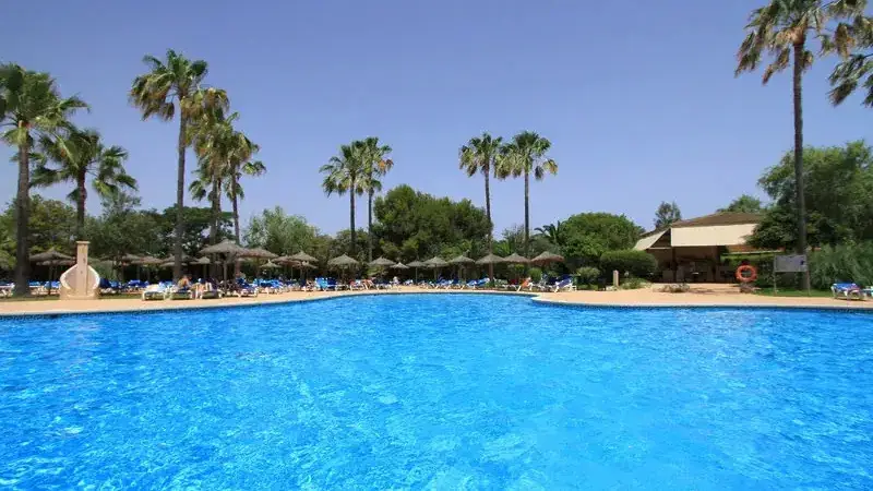 Majorka: 7 dni relaksu w Cala Millor w hotelu Bakour Garbi 🇪🇸☀️