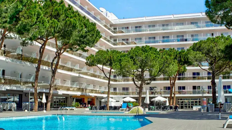 7 Dni Relaksu w Salou – Best Oasis Park 🇪🇸☀️
