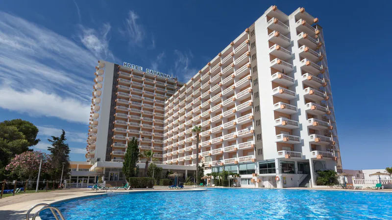 Słoneczne 7 dni w La Manga, Hiszpania z hotelem Izan Cavanna 🇪🇸🏖️