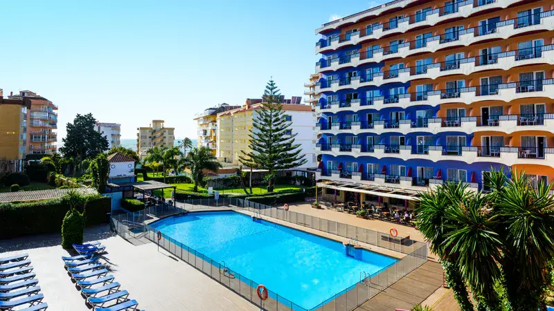 Fuengirola Park: 7 Dni Relaksu na Słonecznym Wybrzeżu Hiszpanii