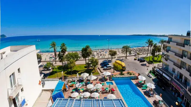 Majorka w kwietniu: 7 dni w Cala Millor za 2829 PLN/os 🇪🇸🏝️