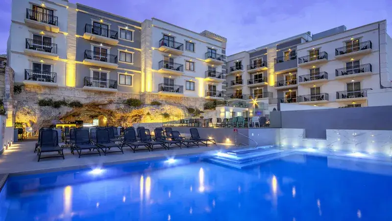 Maltański Relaks: 7 dni w Pergola Hotel & SPA w Mellieha 🇲🇹☀️