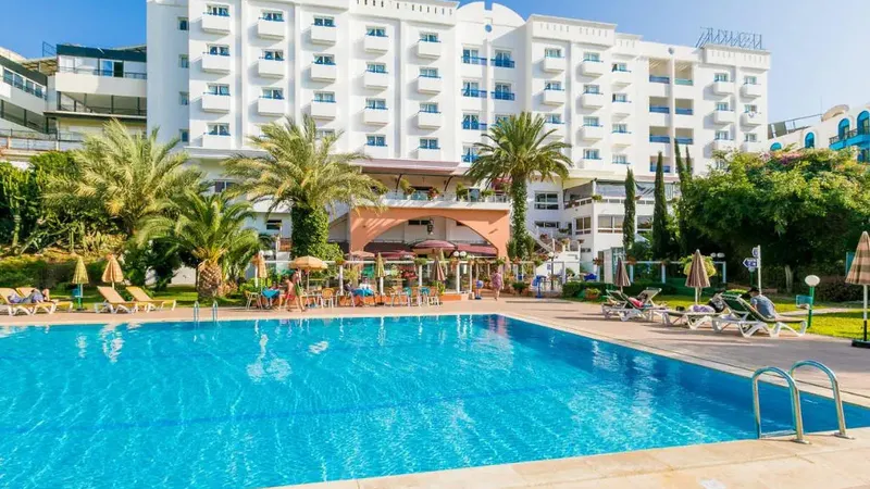Marokańskie Słońce w Agadirze: 7 Dni w Tildi 🇲🇦☀️