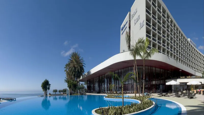 Madera na 7 dni: Luksusowy Pestana Casino Park z Katowic 🇵🇹✨