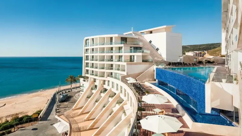 Wybrzeże Lizbońskie: 7 Dni w Sesimbra Oceanfront 🇵🇹🌊