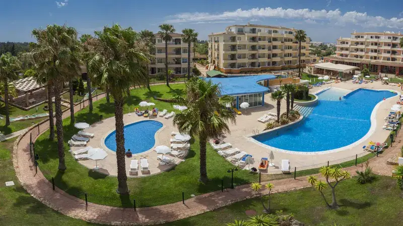 Algarve W Cenie: 7 Dni w Vitors Plaza w Portimao