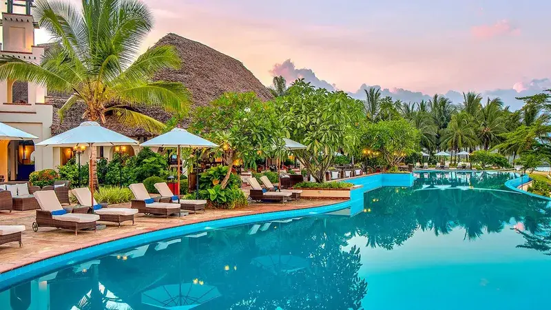 Egzotyczne 13 Dni na Zanzibarze: Sea Cliff Resort & Spa 🇹🇿✨