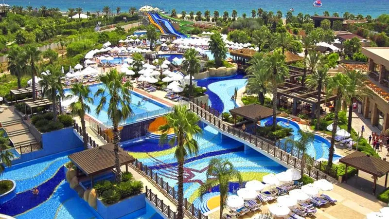 Słoneczna Turcja: 7 dni All Inclusive w Fame Residence Lara 🇹🇷☀️